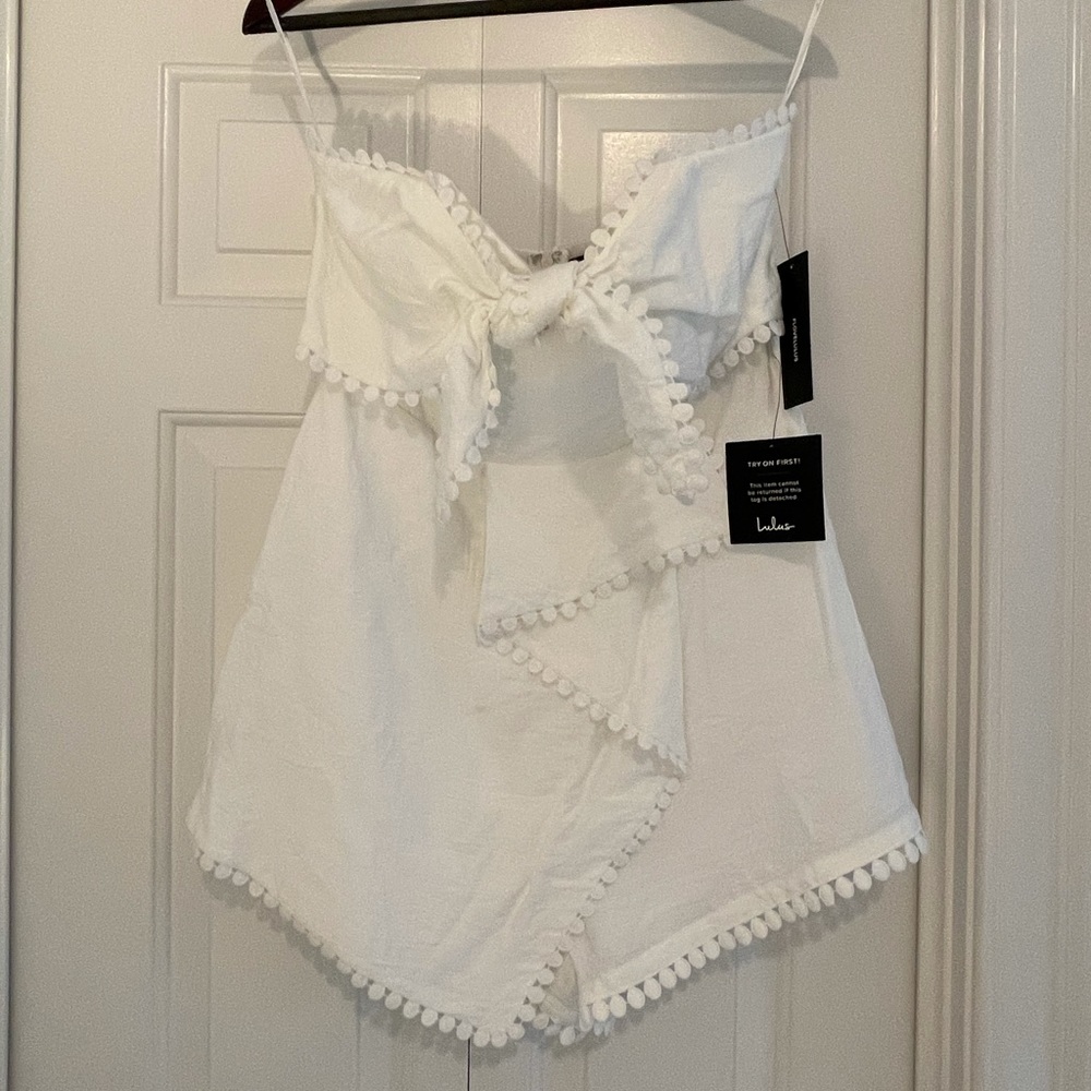Lulu’s White Jumpsuit - M - NWT!